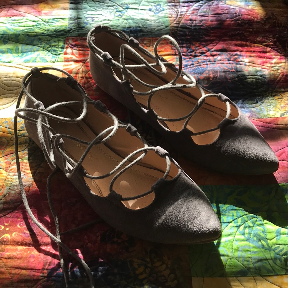 Like New Lace Up Flats, Size 8.5